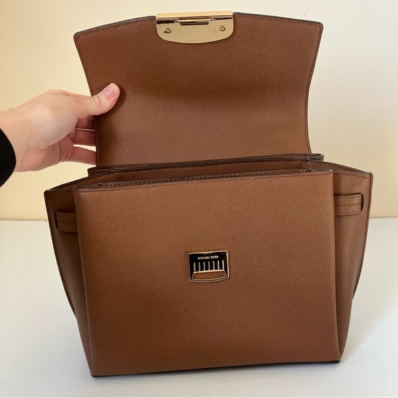 MICHAEL Michael Kors Tan / Brown Rochelle Top Handle Satchel Handbag - Picture 4 of 14